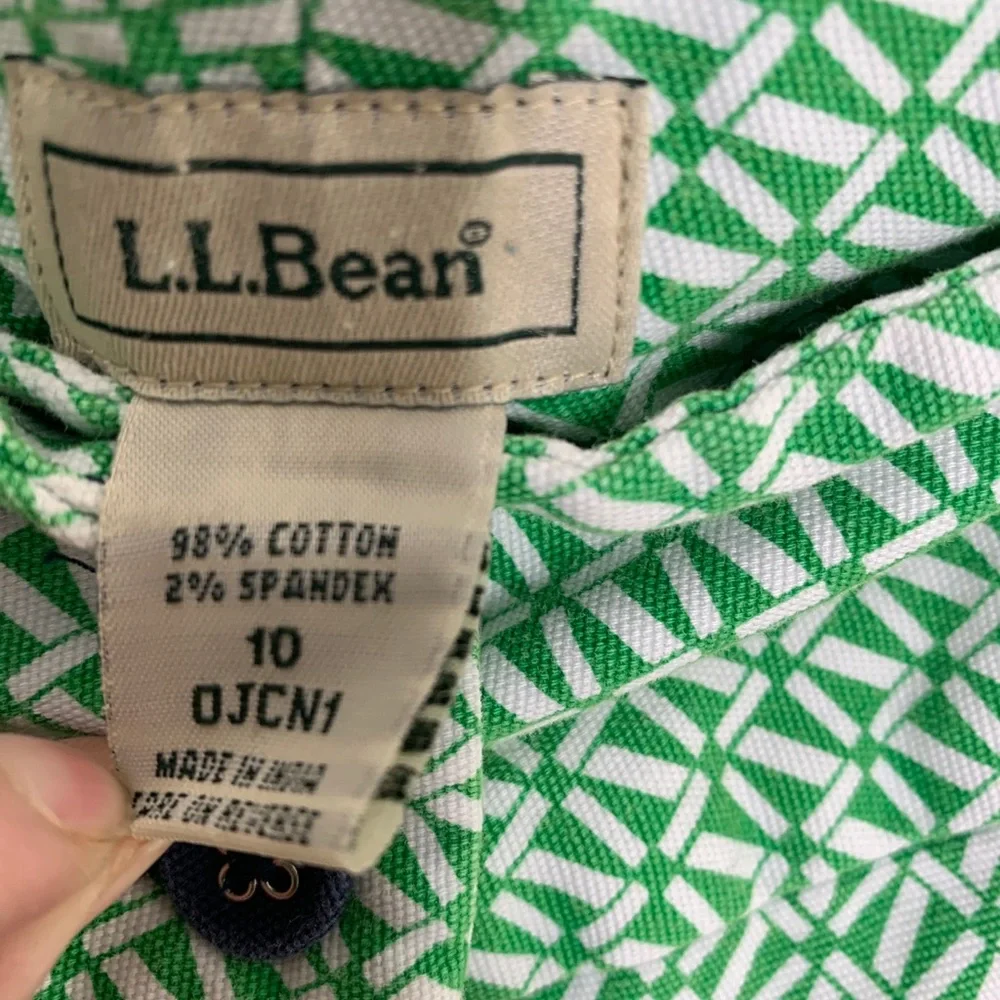 LL Bean Geometric Print Women’s Shorts Size 10 Vintage Retro